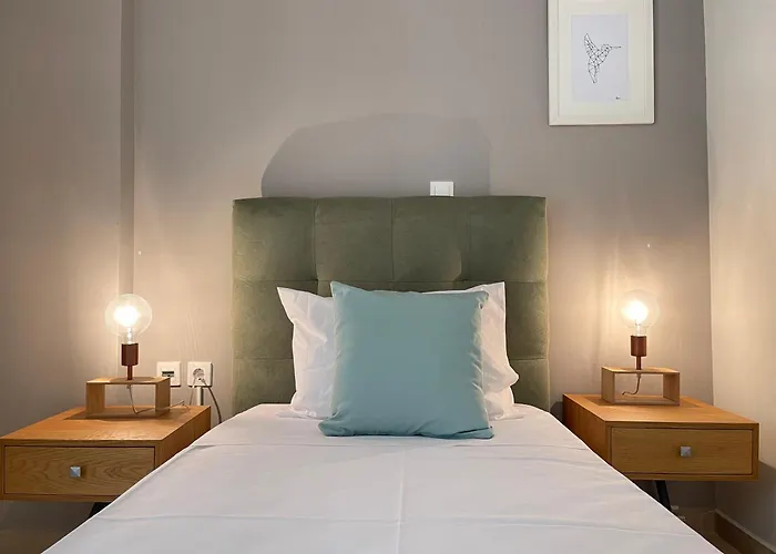Athenean Modern Comfort In Goudi